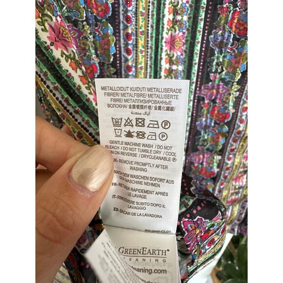 Boden Ruffle Printed Shirt Multi, Carnation Bloom Metallic Women's US 2, EUC - Picture 7 of 9